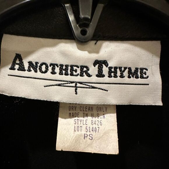 Another Thyme blazer, jacket, cardigan shimmer satin cuff and lapel flowy - Picture 6 of 9